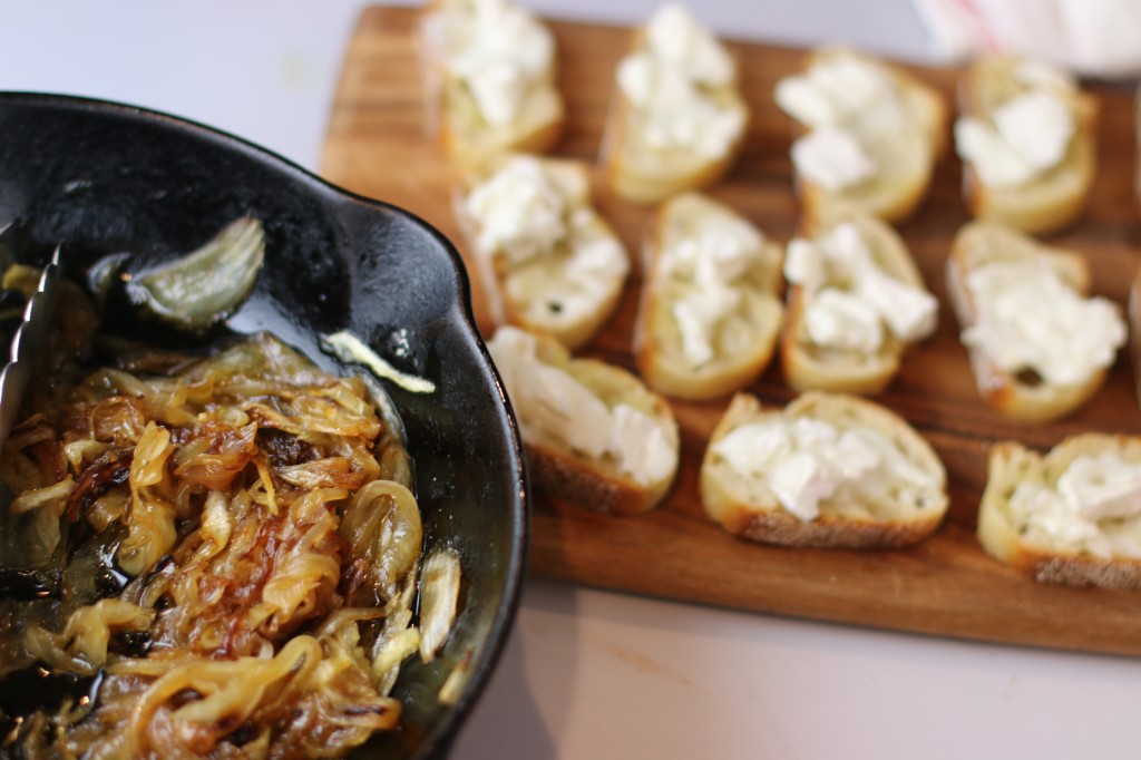 Caramelized Onion Crostini Recipe