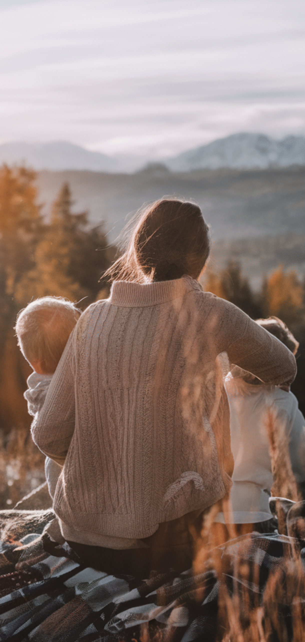 12 Sympathy Gifts for Families in 2026